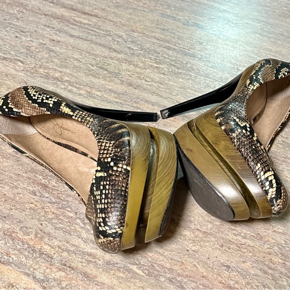 Jessica Simpson Croco platform high heels - Picture 13 of 16